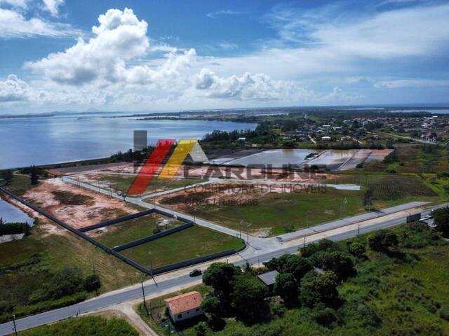 Venda em Ponta do Capim (Praia Seca) - Araruama