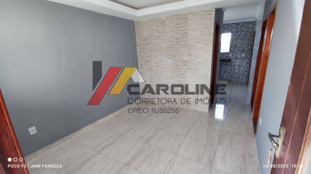Casa à venda com 2 quartos, 79m² - Foto 2